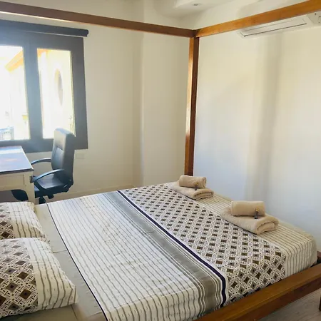 Timeless Comfort San Blas Apartment *